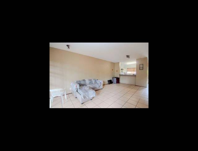 2 BEDROOM APARTMENT FOR SALE IN WINDSOR EAST